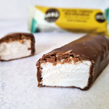 Load image into Gallery viewer, Baru - Milk Chocolate &amp; Crunchy Hazelnut Marshmallow Bar
