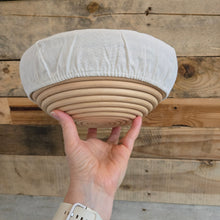 Load image into Gallery viewer, Round Loaf Bread Proving Basket with liner, Large 10&quot;
